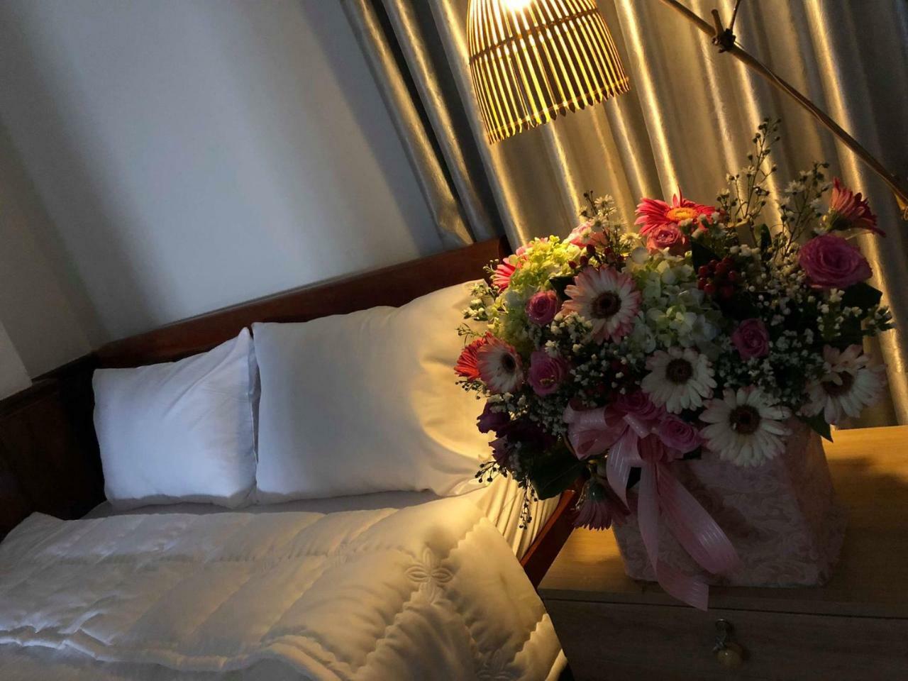 Viet Hostel Hue Zewnętrze zdjęcie